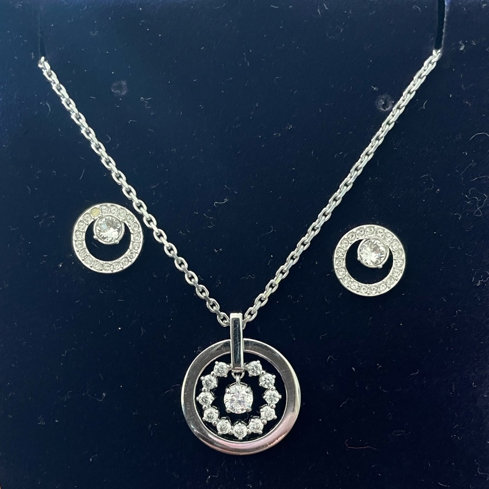 Swarovski necklace and earrings (silver)